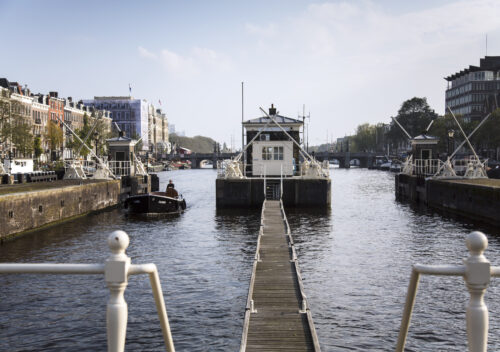 Doen: boek het Pride Amsterdam Canal 'SWEET' Weekend