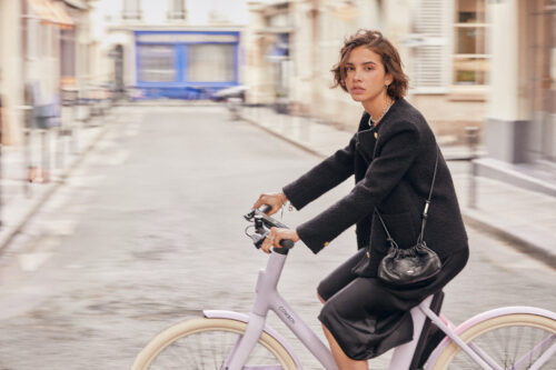 'Je ne sais quoi': zó zitten stijlvolle Parisiennes op de fiets