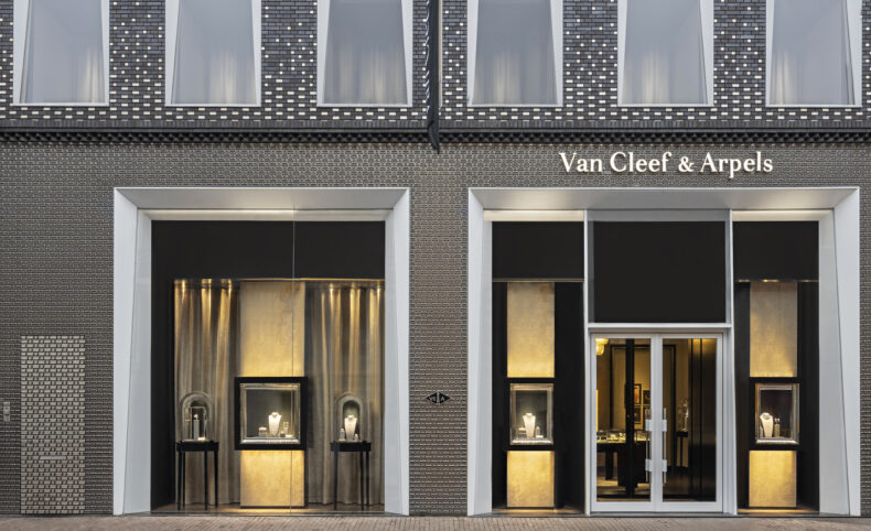 Van Cleef & Arpels opent haar eerste boetiek in Amsterdam